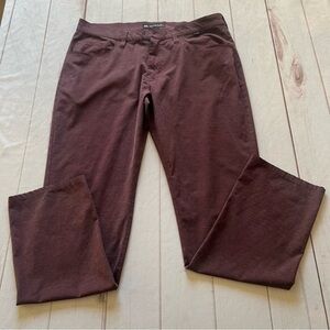 Travis Mathew Golf Casual pants Men's‎ 32 Purple Maroon Straight Leg Comfortable
